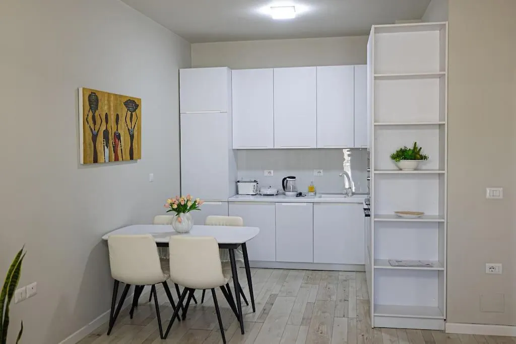 Cactus Coastal: 1-Bedroom Condo II Vlore Albania